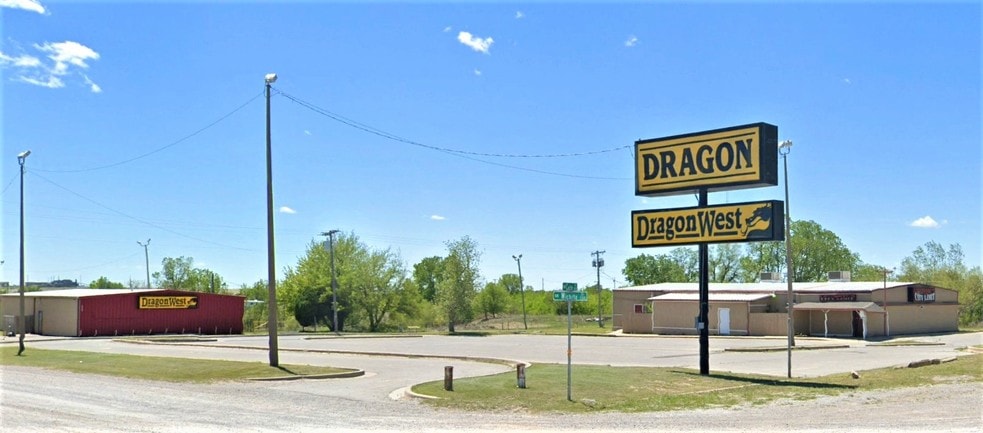 More Photos Of 9800-9806 NW Cache Rd, Lawton Freestanding For Sale