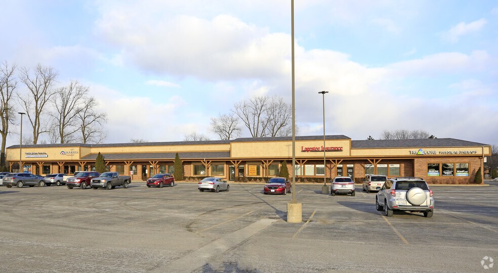 More Photos Of 8219-8347 Wicker Ave, Saint John Freestanding For Lease