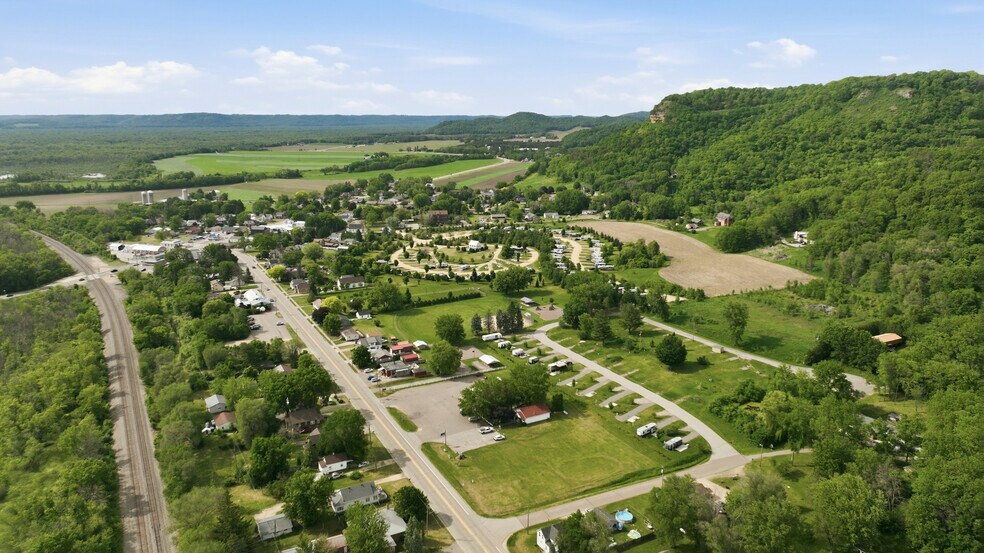 More Photos Of S286 WI-35, Nelson Restaurant For Sale