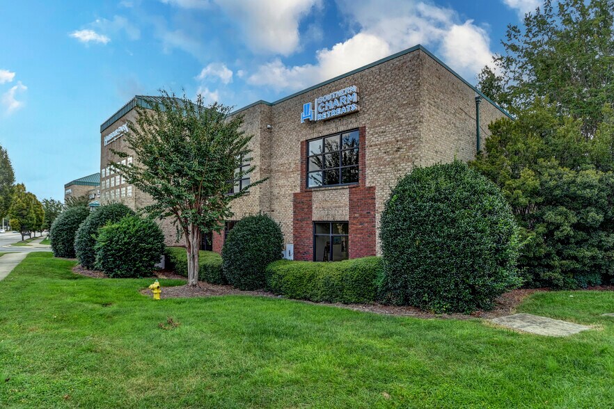 Primary Photo Of 19810 W Catawba Ave, Cornelius Office For Lease