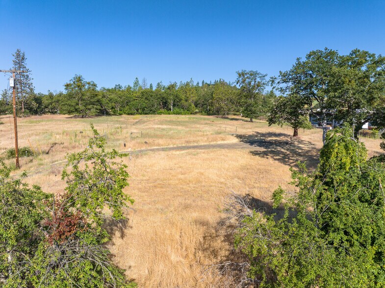 More Photos Of 10569 Hannon Rd, Eagle Point Land For Sale