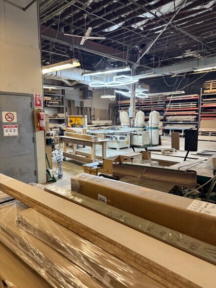 More Photos Of 55 Lasalle St, Staten Island Industrial For Sale