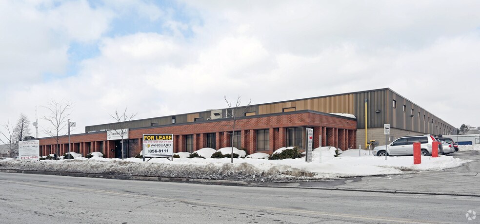 Primary Photo Of 300 Steeprock Dr, Toronto Service For Lease