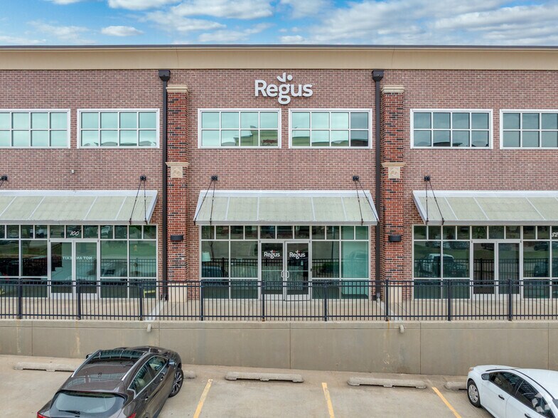More Photos Of 8211 E Regal Pl, Tulsa Coworking Space