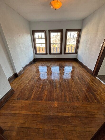 More Photos Of 603 Chestnut St, Coshocton Apartments For Sale