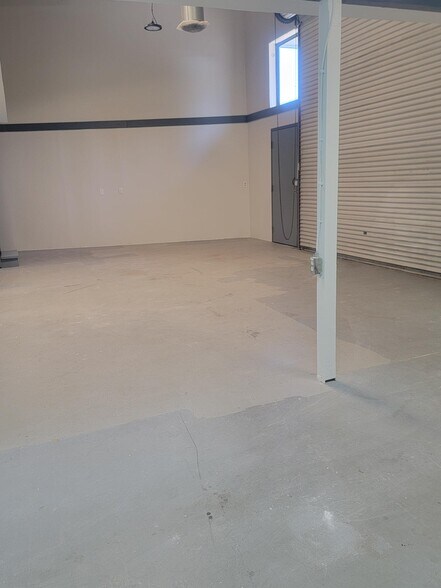 More Photos Of 845 Olive Ave, Novato Light Distribution For Lease