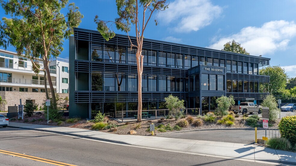 Primary Photo Of 2333 State St, Carlsbad Medical For Sale