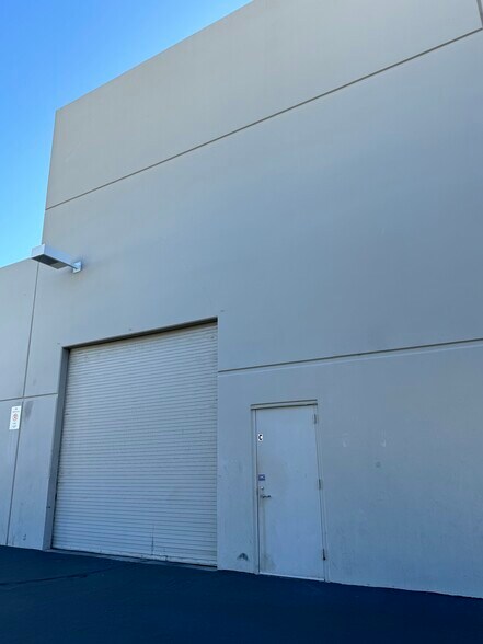 More Photos Of 26981 Vista Terrace, Lake Forest Light Manufacturing For Lease