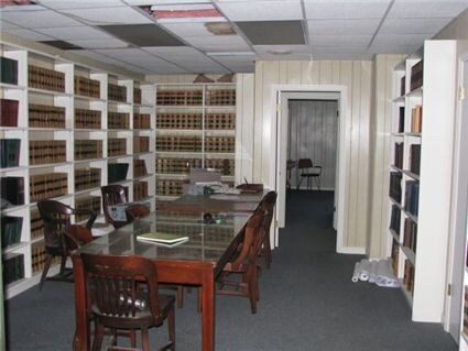 More Photos Of 29 E Washington St, Summerville Office For Sale