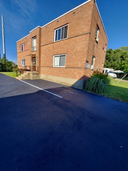 More Photos Of 6605 Hasler Ln, Cincinnati Apartments For Sale