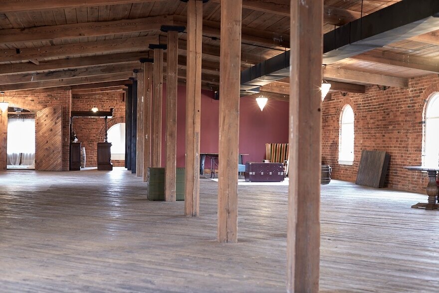 More Photos Of 310 E Third St, Winston-Salem Office Residential For Sale