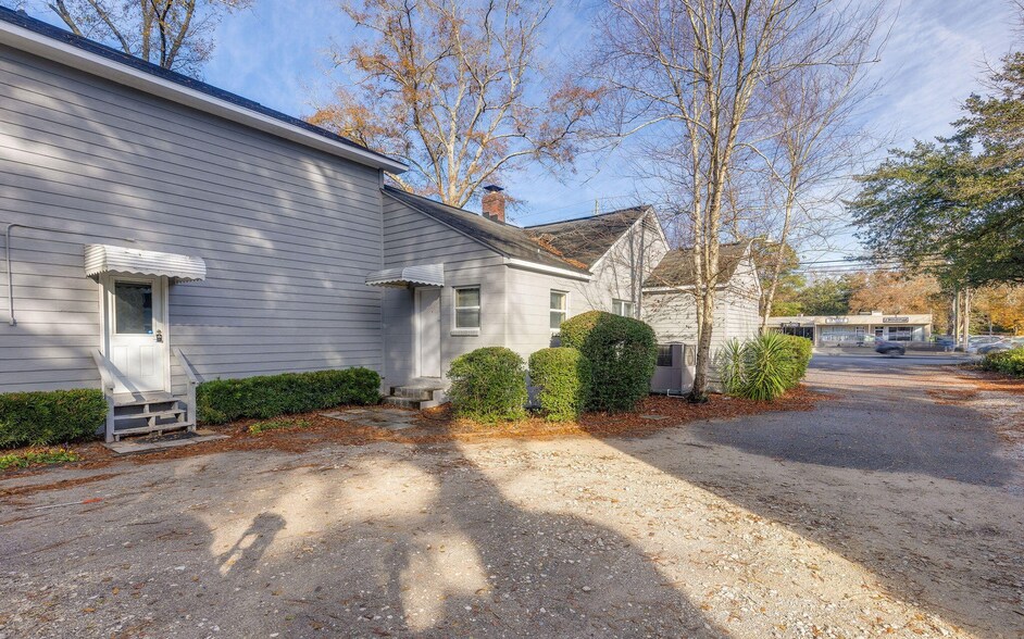 More Photos Of 1721 Ashley River Rd, Charleston Office Residential For Sale