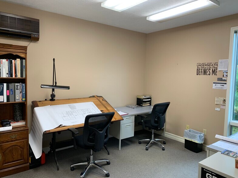 More Photos Of 876 Robinwood Ct, Traverse City Industrial For Sale