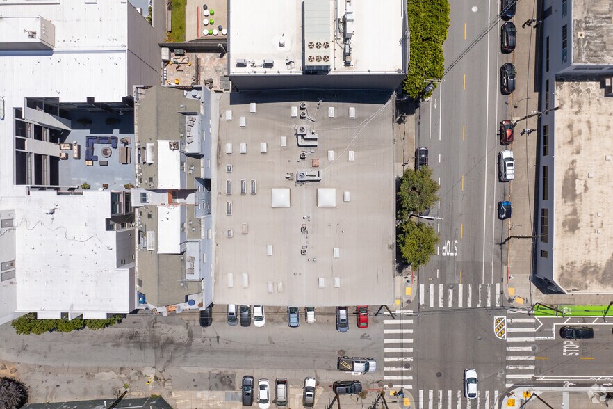 More Photos Of 1045 17th St, San Francisco Loft Creative Space For Lease