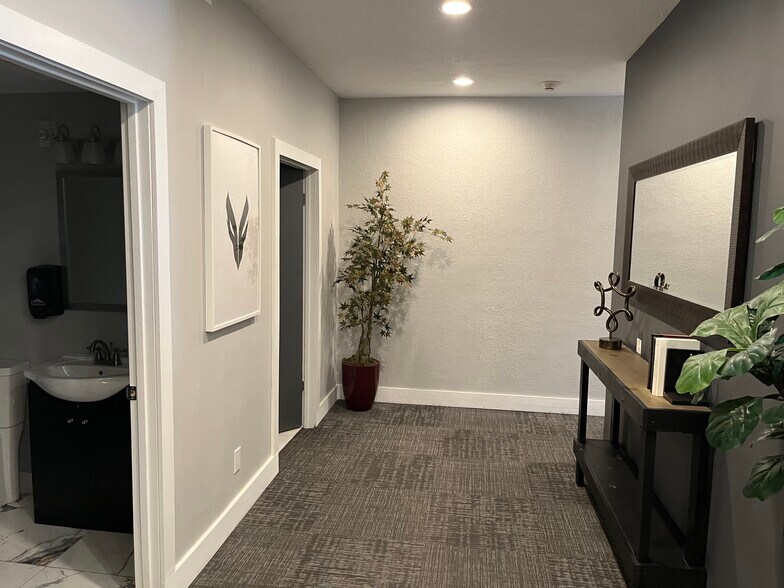 More Photos Of 1075 S 500 W, Woods Cross Office For Sale