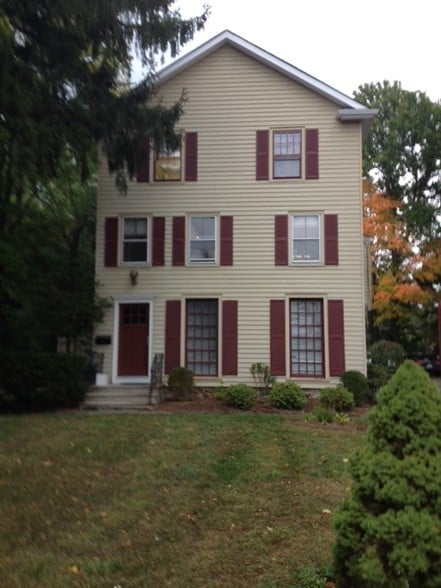 More Photos Of 239 Lexington Ave, Mount Kisco Loft Creative Space For Sale