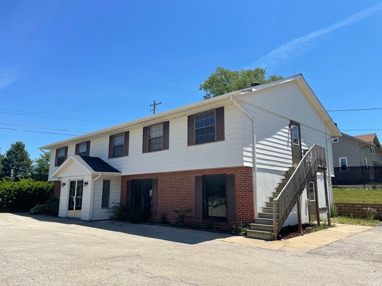 More Photos Of 1925 S Main St, Bloomington Rehabilitation Center For Sale