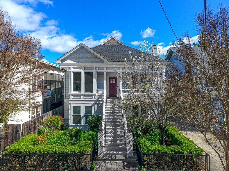 Primary Photo Of 418 Humboldt St, Santa Rosa Apartments For Sale