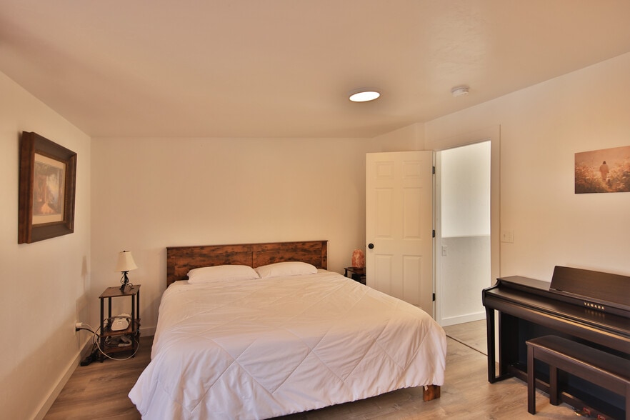 More Photos Of 10900 Hwy 65, Mesa Hotel For Sale