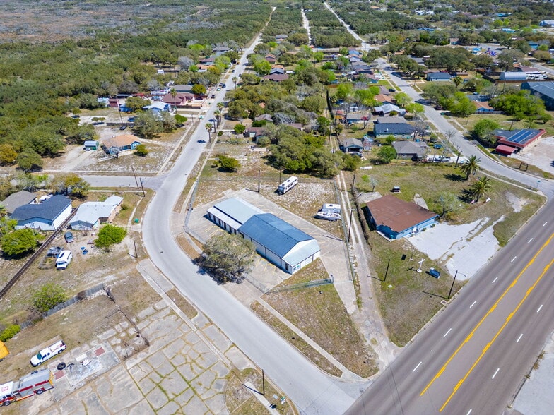 More Photos Of 530 W Cleveland Blvd, Aransas Pass Self Storage For Sale