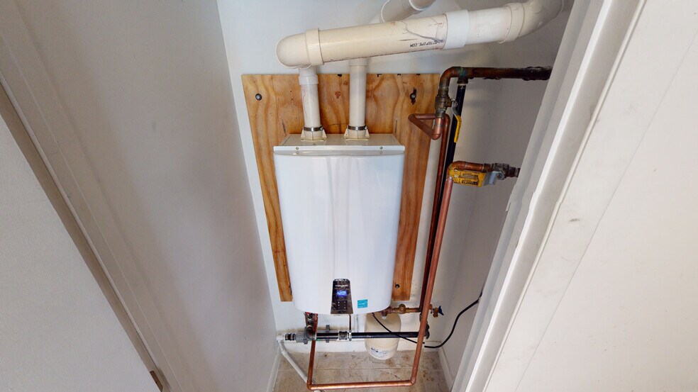 More Photos Of 518 Meeker Ave, Brooklyn Apartments For Sale