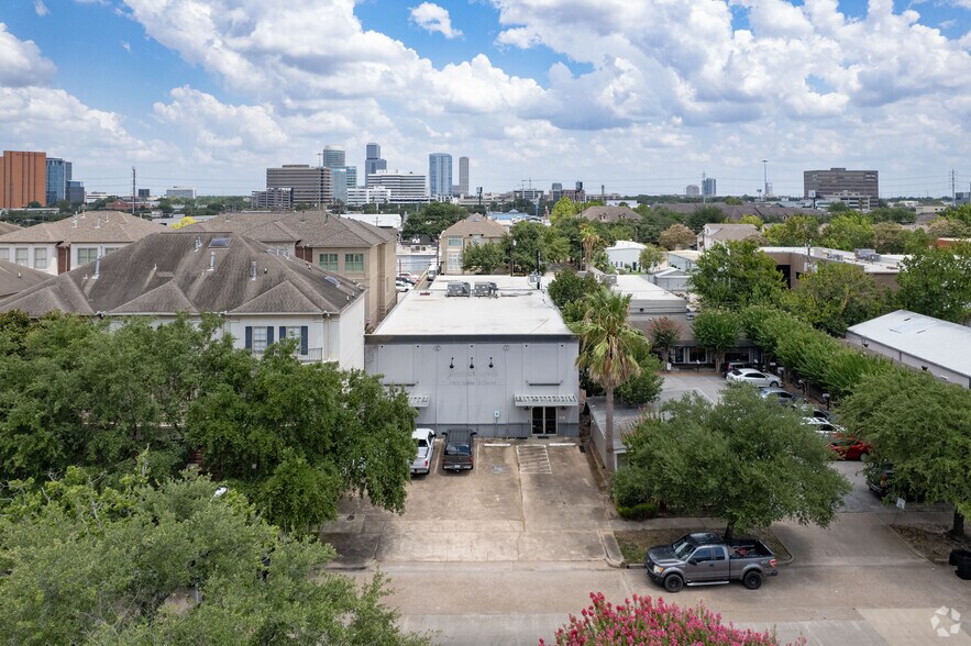 More Photos Of 2506 South Blvd, Houston Storefront Retail Office For Lease