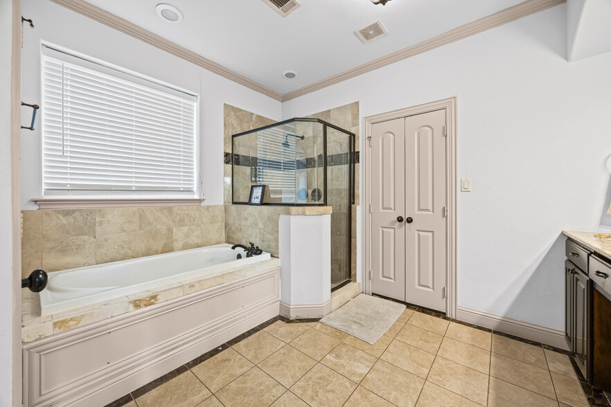 More Photos Of 5100 Mission Ave, Dallas Apartments For Sale