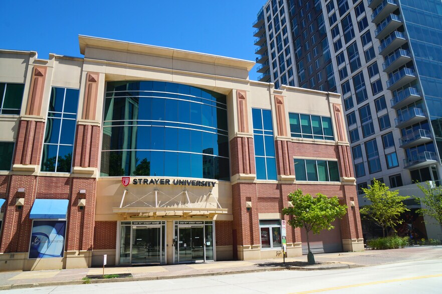 More Photos Of 2121 N 15th St, Arlington Office For Lease