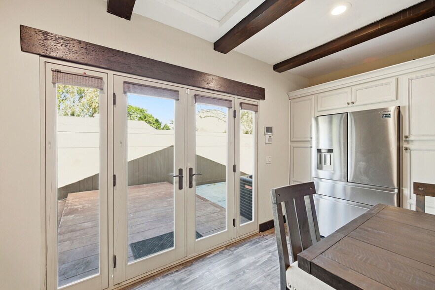 More Photos Of 5237 Topanga Canyon Blvd, Woodland Hills Multifamily For Sale