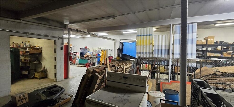 More Photos Of 3005 Prospect Ave, Helena Industrial For Sale