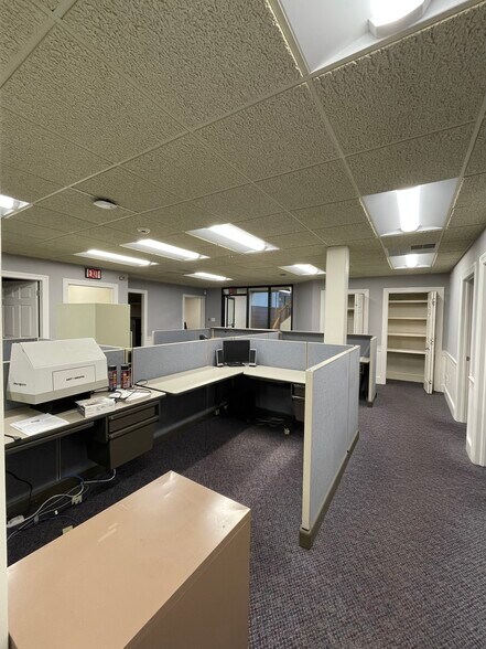 More Photos Of 1780 Swede Rd, Blue Bell Office For Sale