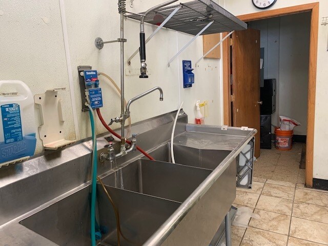 More Photos Of 500 Nebraska St, Sioux City General Retail For Sale