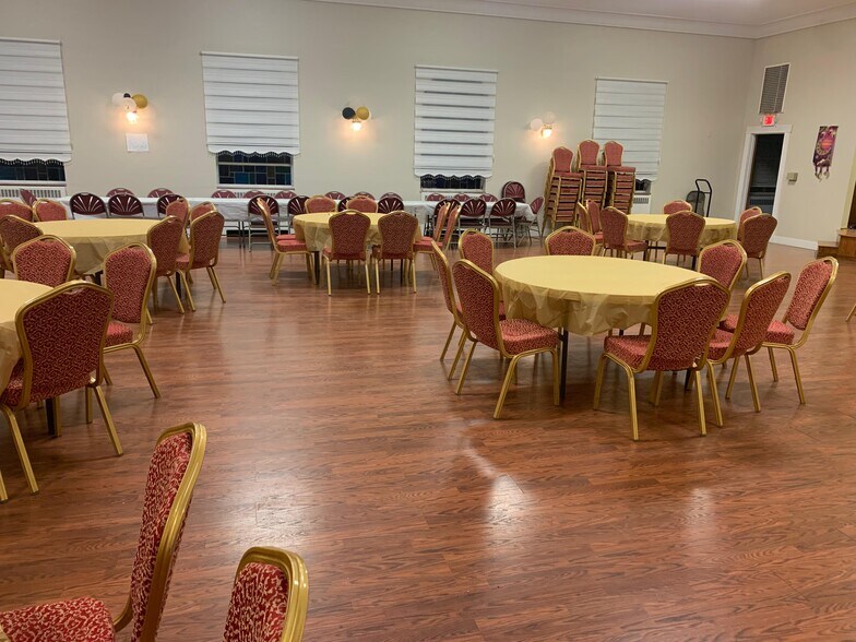 More Photos Of 2601 E 4th St, Dayton Lodge Meeting Hall For Sale