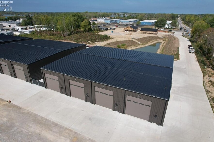 More Photos Of 5850 East Harbor Rd, Lakeside Marblehead Industrial For Sale