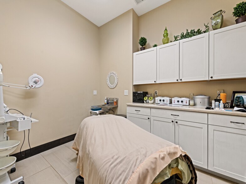 More Photos Of 62 Overbrook St, Waynesville Specialty For Sale