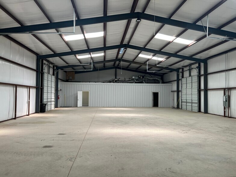 More Photos Of 1041 Technology Way, Waxahachie Industrial For Sale