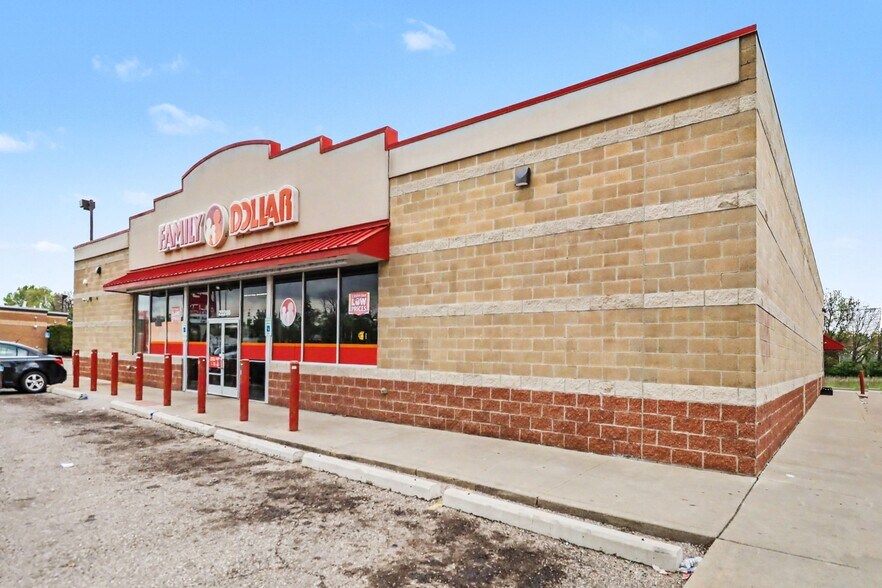 More Photos Of 22200 W Grand River Ave, Detroit Freestanding For Sale