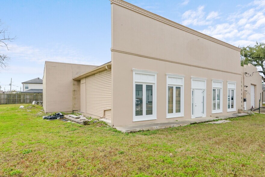 More Photos Of 3100 Metairie Rd, Metairie Land For Sale