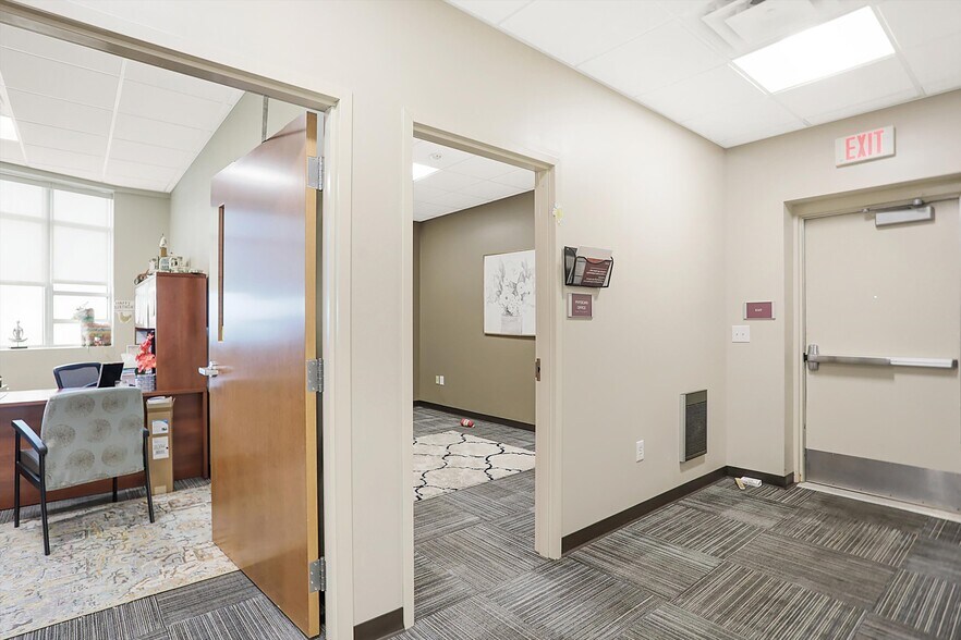 More Photos Of 1000 S US Highway 31, Greenwood Medical For Sale