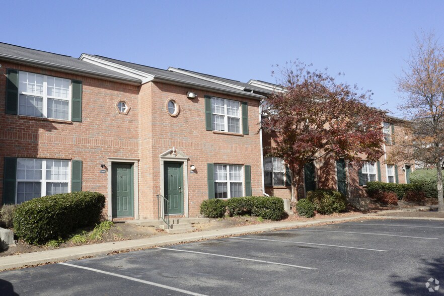 More Photos Of 5600 Salem Run Blvd, Fredericksburg Apartments For Sale