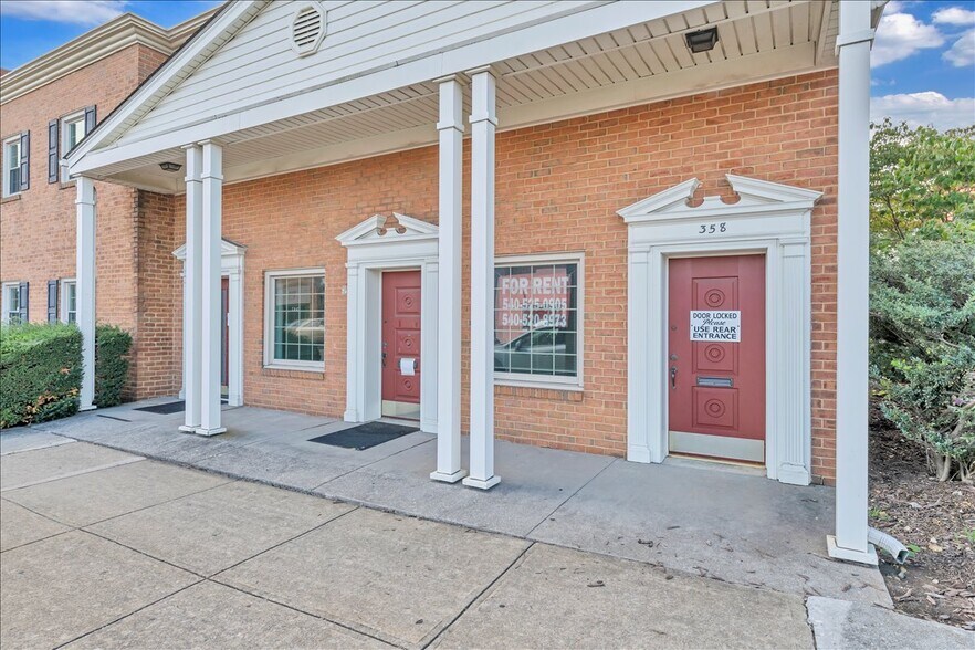 More Photos Of 356-358 Campbell Ave NW, Roanoke Office For Sale