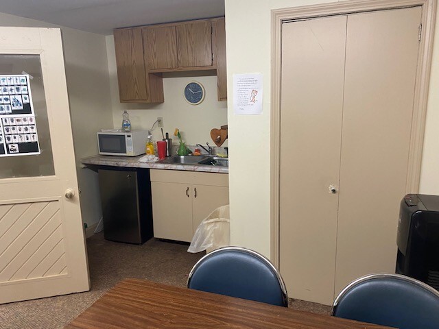 More Photos Of 102 Bishop St, Winston-Salem Freestanding For Sale