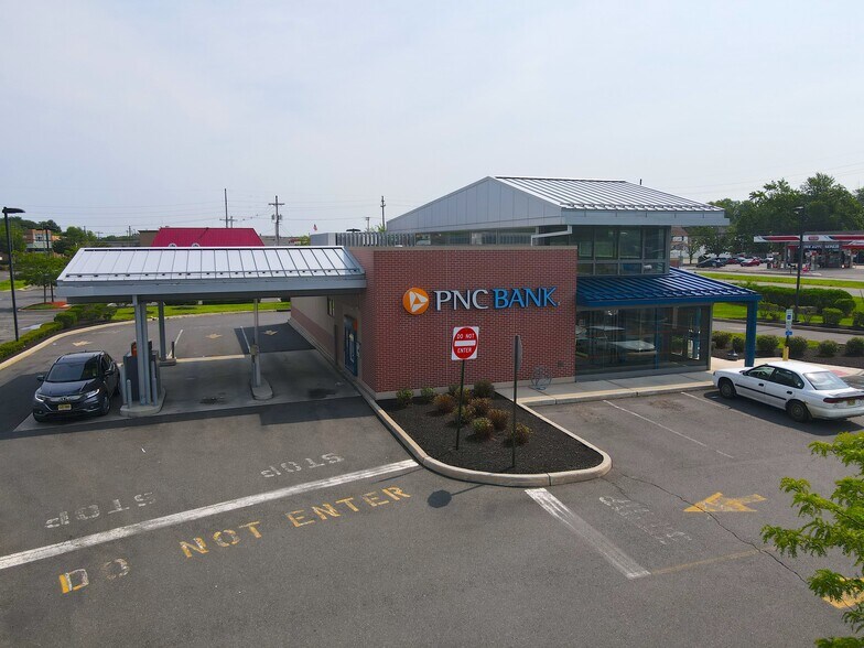 More Photos Of 440 US Highway 130, East Windsor Unknown For Lease