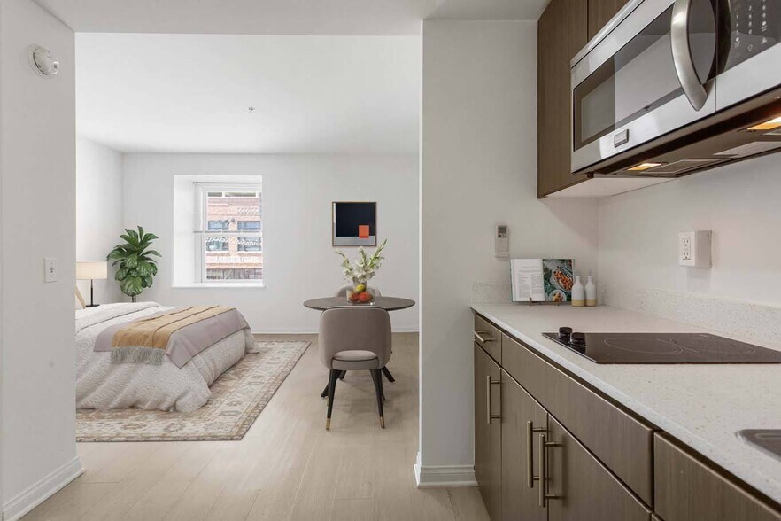 More Photos Of 1311-1313 3rd Street Prom, Santa Monica Apartments For Lease