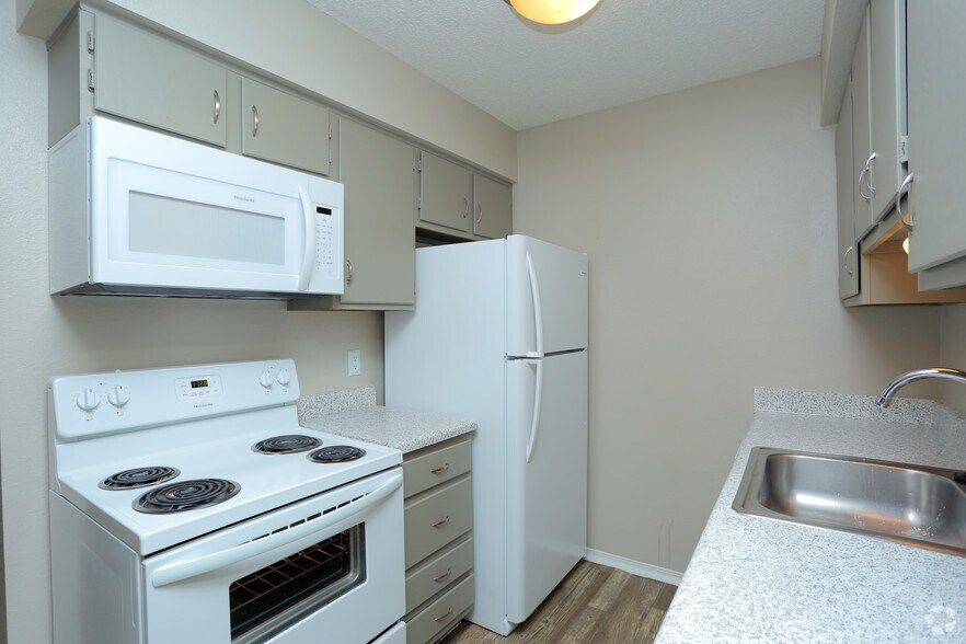 More Photos Of 6326 S 107th East Ave, Tulsa Apartments For Sale