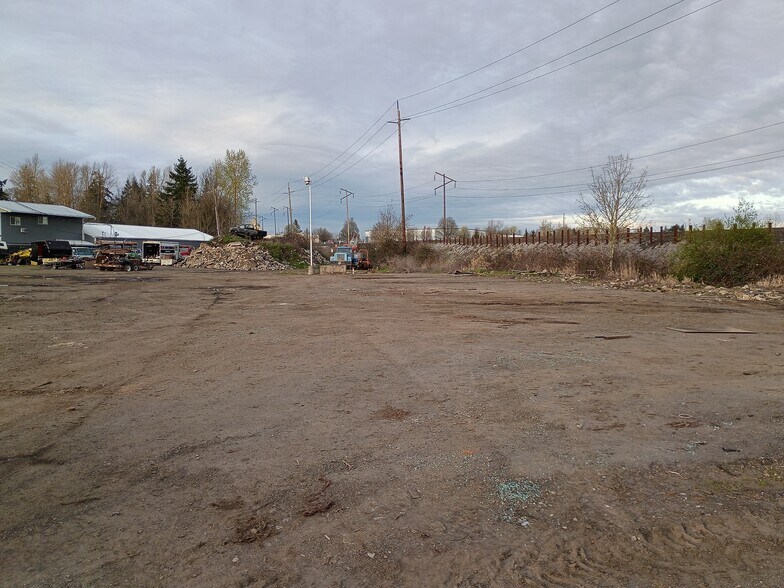 More Photos Of 3650 Mainline Dr, Salem Land For Sale