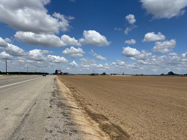 More Photos Of Highway 43, Wasco Land For Sale