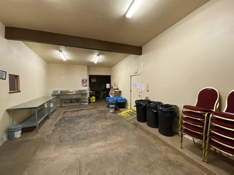 More Photos Of 2814 N Maroa Ave, Fresno General Retail For Sale