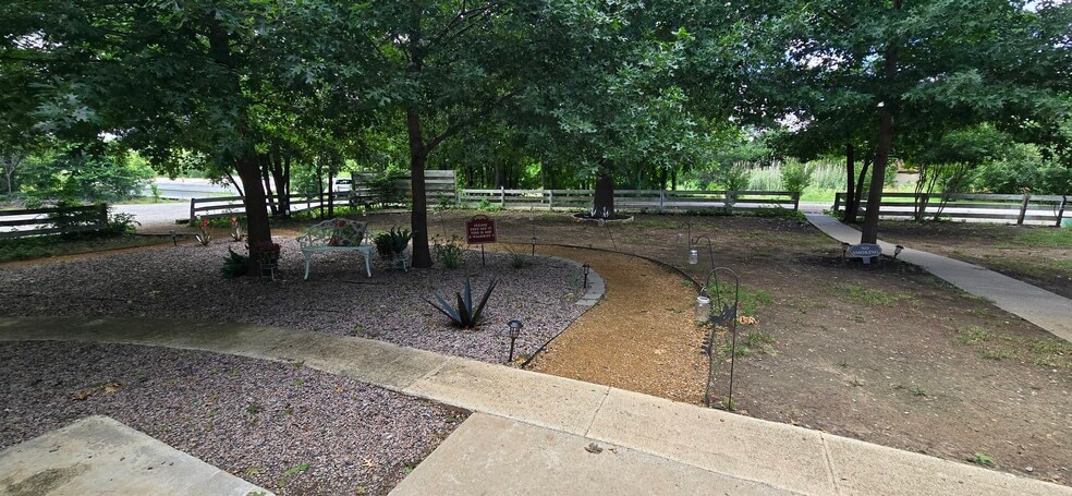 More Photos Of 18351 Creekview Rd, Sanger Specialty For Sale