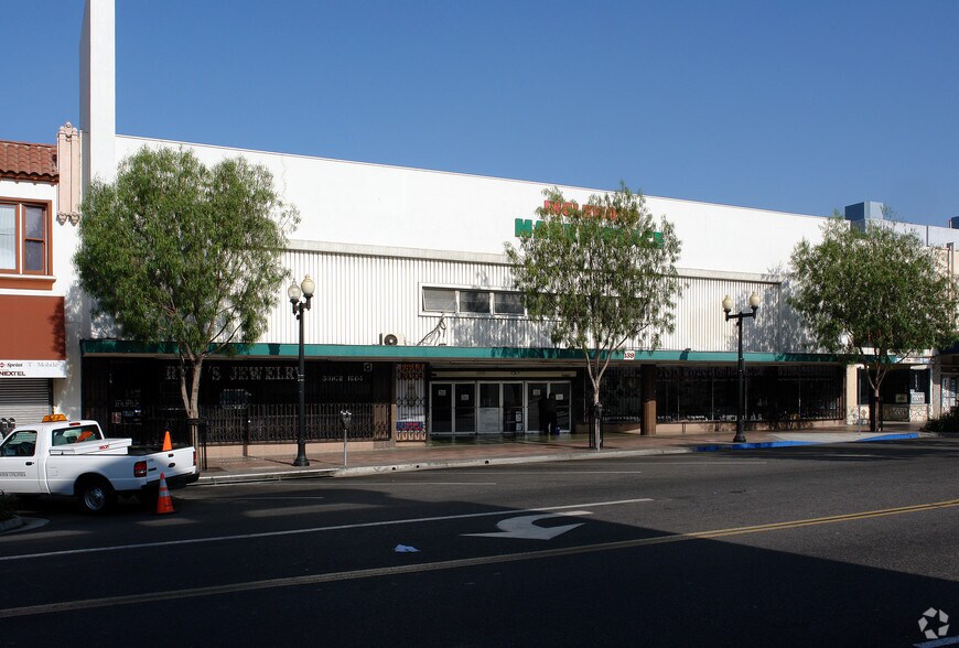 More Photos Of 139 S Market St, Inglewood Storefront For Sale